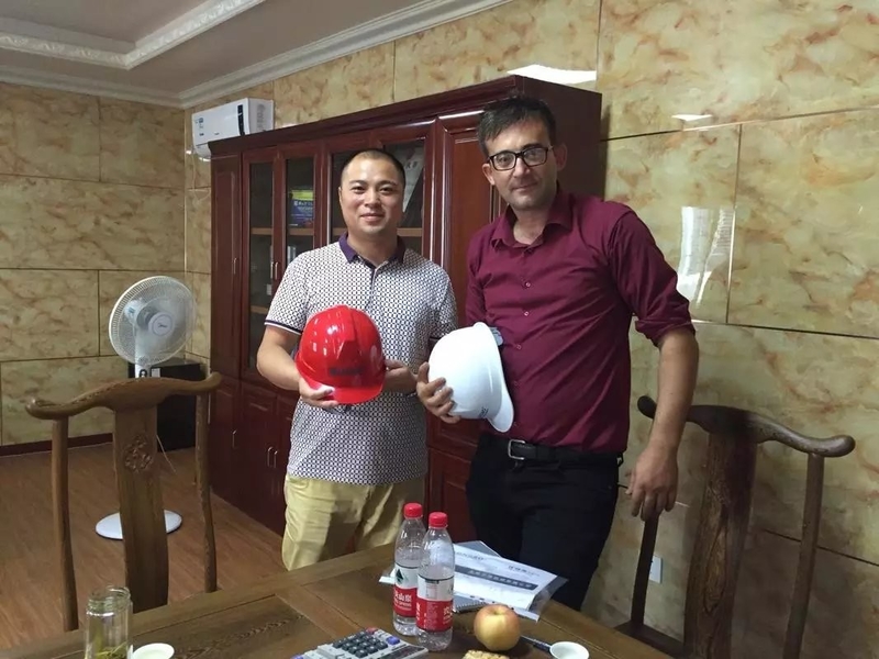 중국 WUXI LONGBO ROLL FORMING MACHINERY CO.,LTD. 회사 프로필
